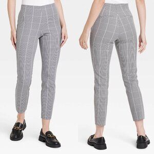 Size 10 - Womens Bi-Stretch Skinny Pants - A New Day - Gray Plaid